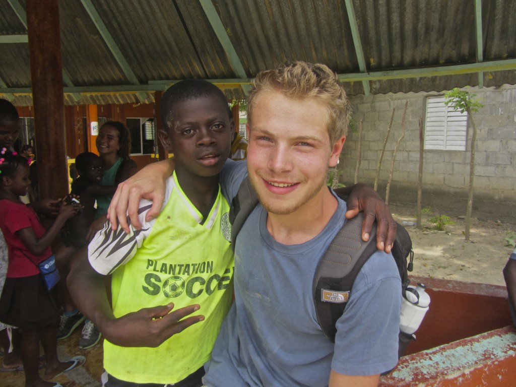 Denver teen Oliver Oglesby is making an impact in the Dominican Republic.